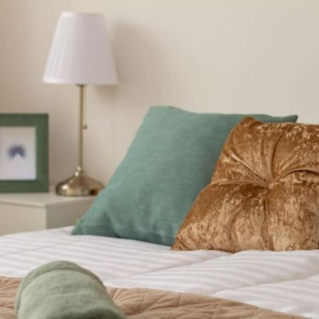 Family Lux Lounge In Voeroesmarty Street By Nw Apartment Будапеща Екстериор снимка